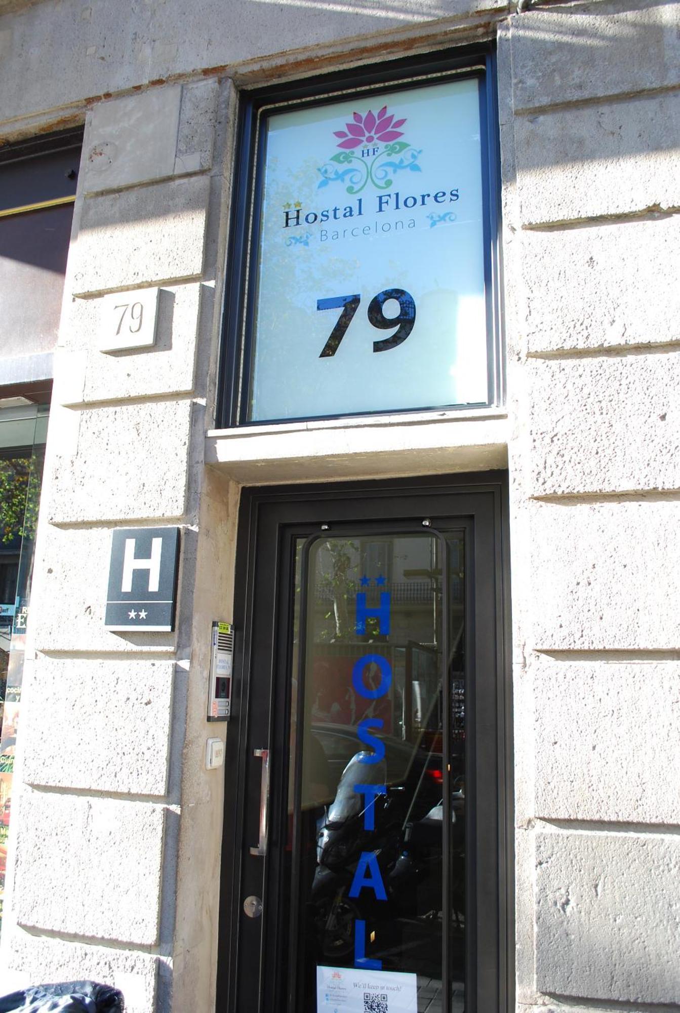 ברצלונה Hostal Las Flores Ramblas מראה חיצוני תמונה